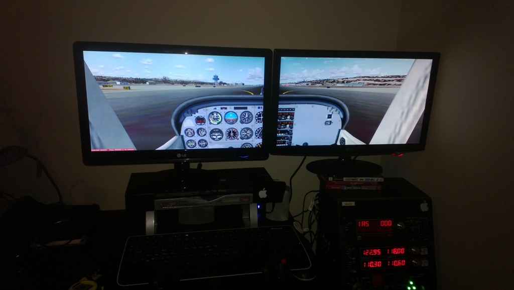 Default C172 in virtual cockpit view