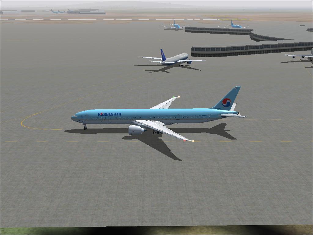 Taxiing to the active.JPG
